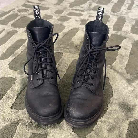 Dr. Martens 1460 Pascal Mono Lace-up // Women’s Size 9 - Picture 7 of 7